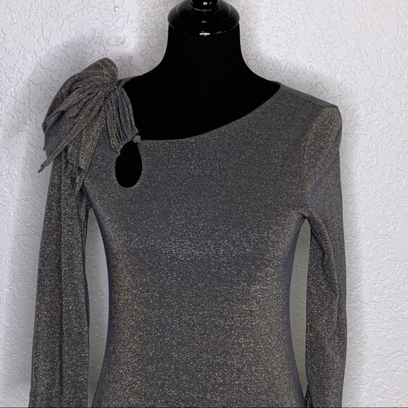 Anthropologie Deletta gray metallic top shoulder cutout and bow size Small - Picture 2 of 11